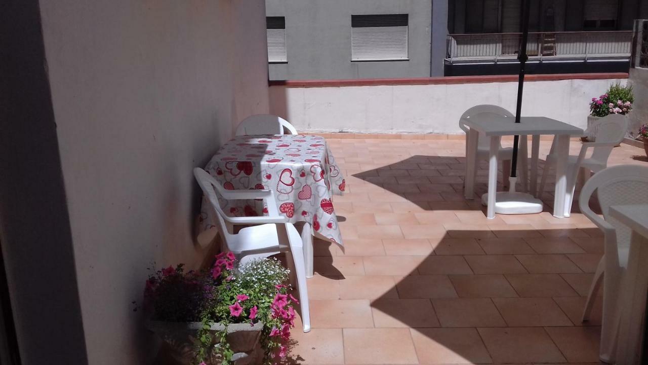 Camere In Affitto Sassari Exterior foto